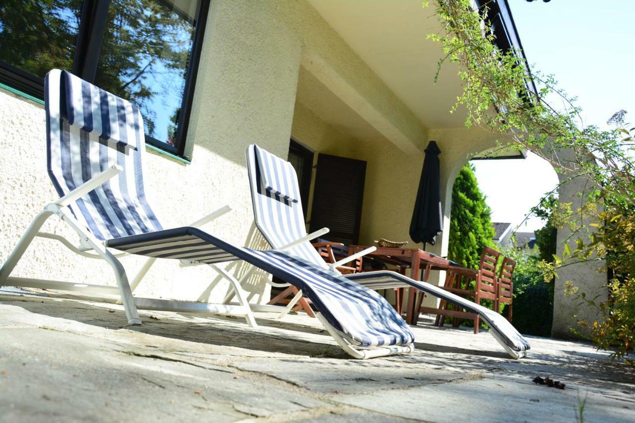 Haus Mit Garten Eugendorf Exterior foto