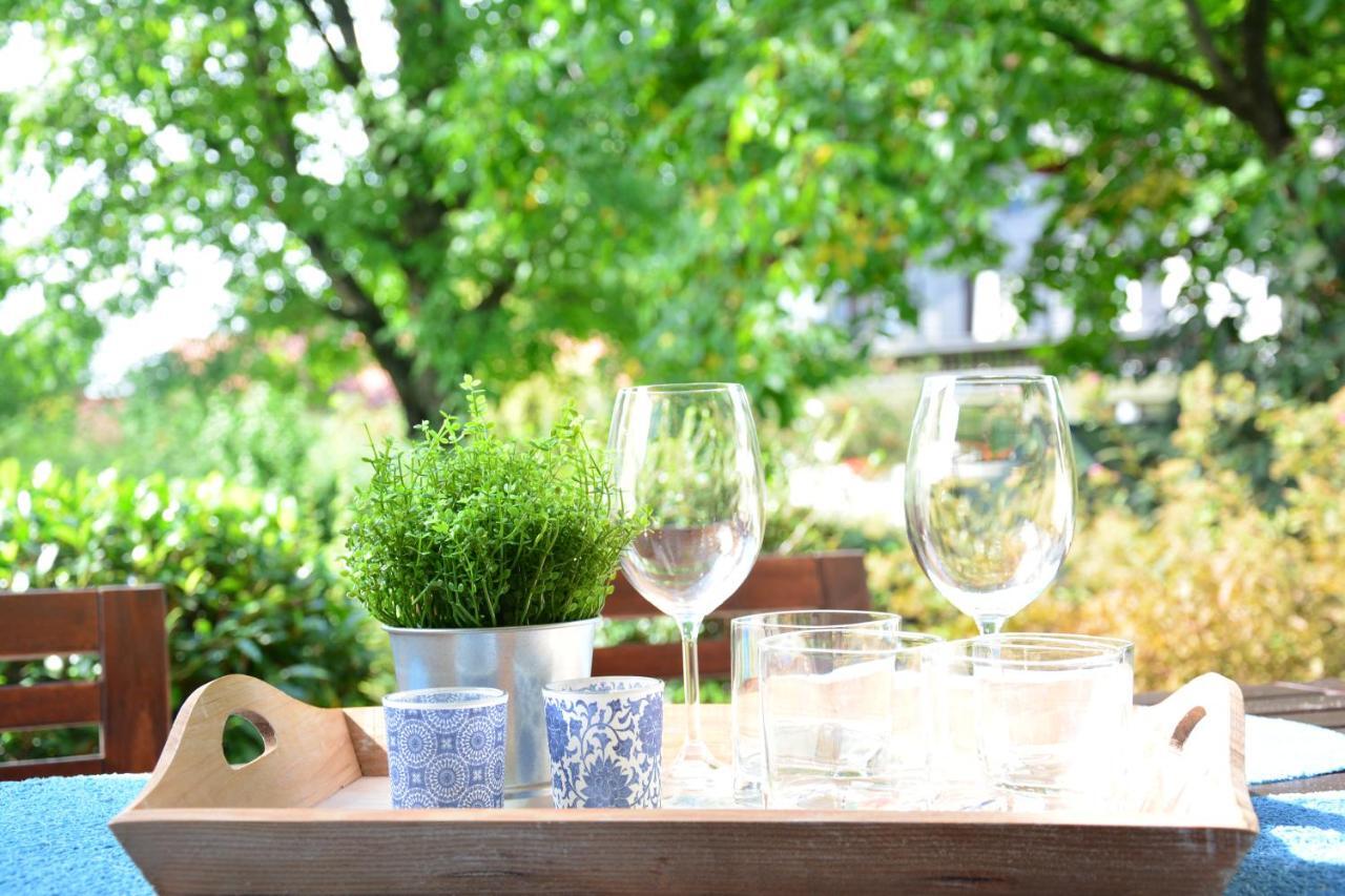 Haus Mit Garten Eugendorf Exterior foto